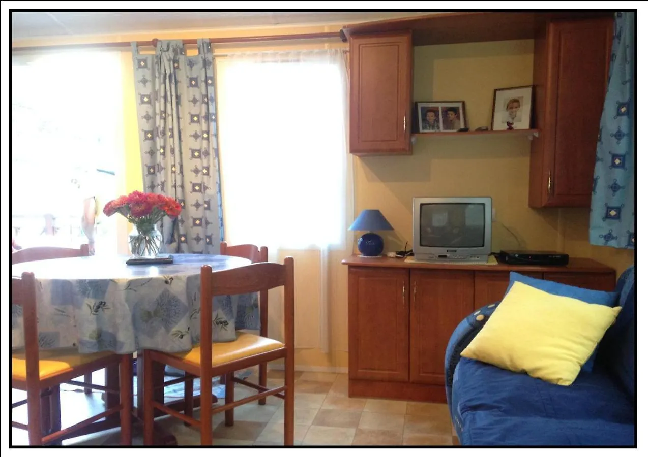 Camping Happy Pyrénées Saligos 2*,